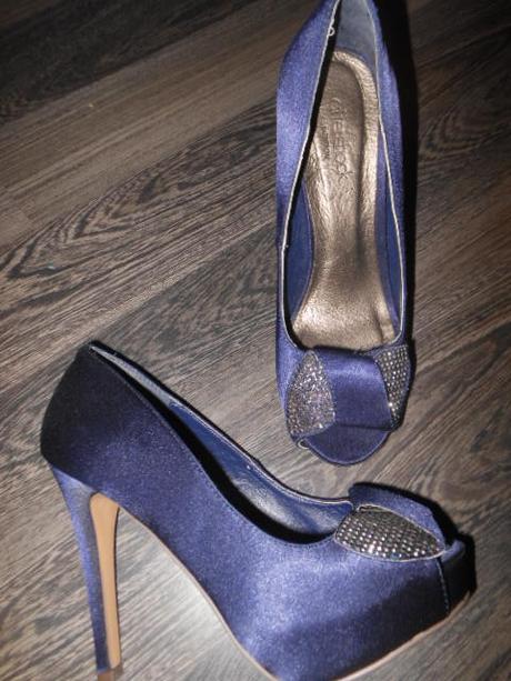 Spoločenské topánky aftershock, 36