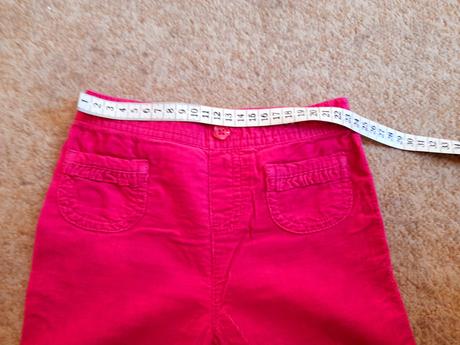 Mencestrove nohavice, 80