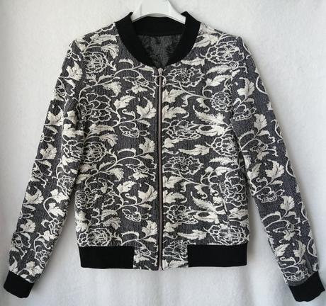 Pekná mikina, only,36