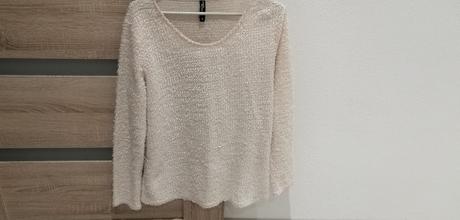 Chlpatý pulovrík, m