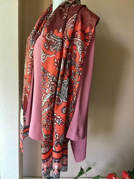 Krasny jemnucky sal/mo, 