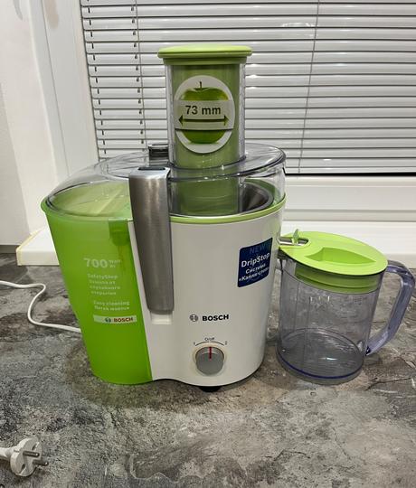 Odšťavovač bosch mes25g0 700w, bosch