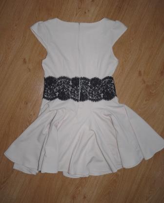 Puzdrové s krajkou, 42