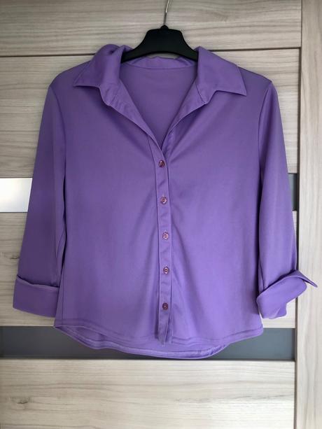 Fialová blúzka, 34