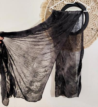 Sivá melírovaná šatka,