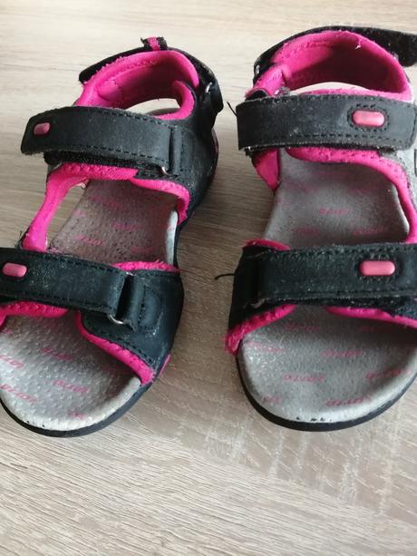 Sandálky, 29