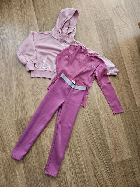 Mix krasneho oblecenia s.oliver 116-122, 104–116