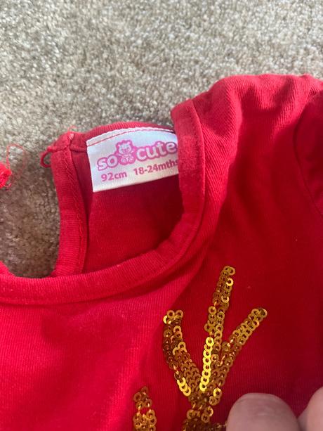 Vianočné šaty, 92