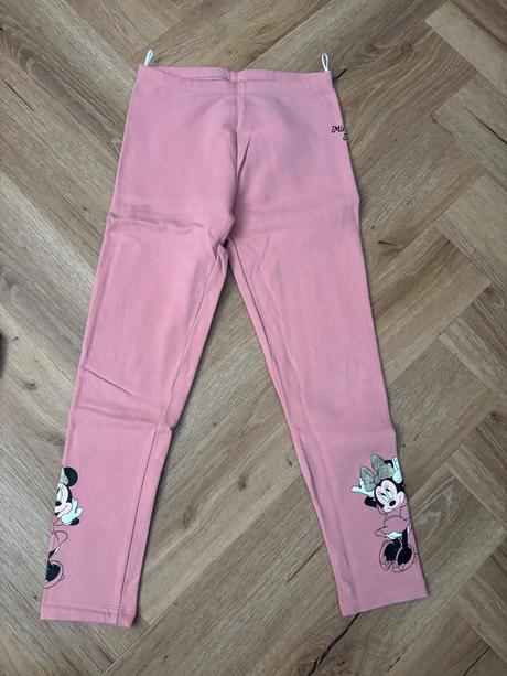 Balík oblečenia, 140–152