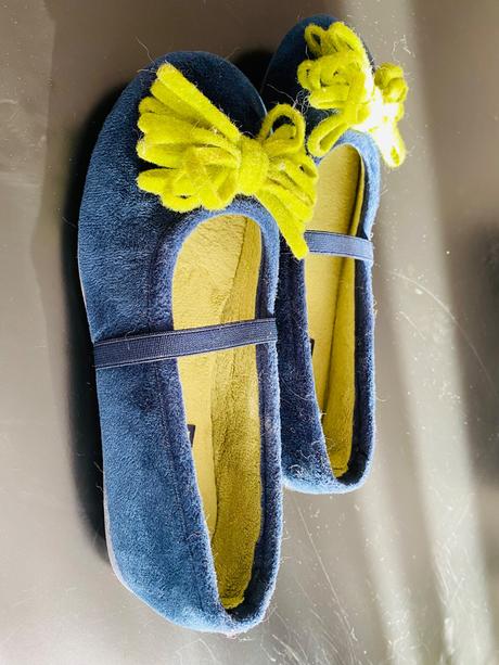 Dievčenské balerínky, 35