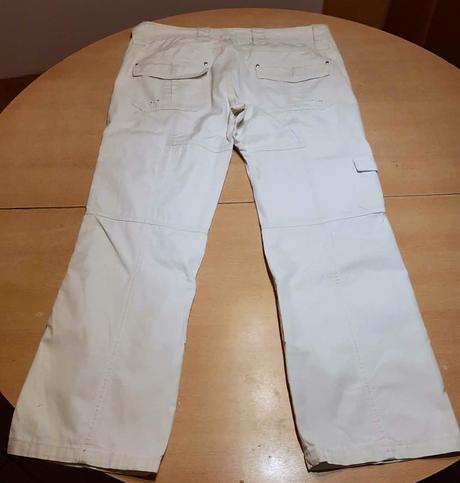 Predám biele rifle veľ.40, l