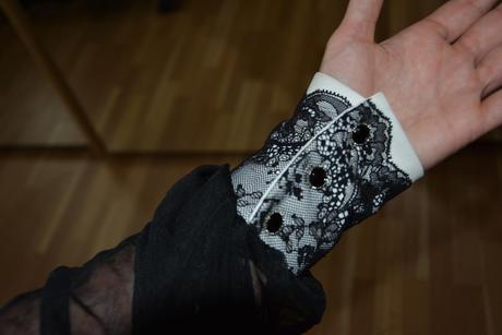 Spoločenské šaty s čipkou, 42