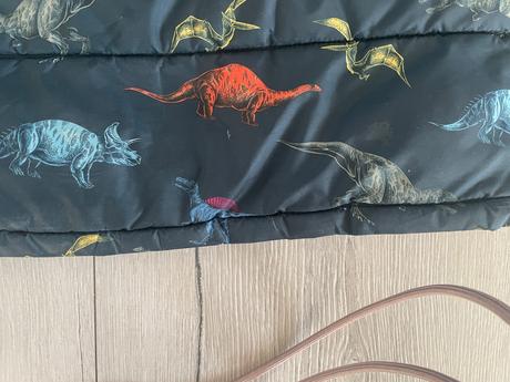 Dino bunda, h&m,140