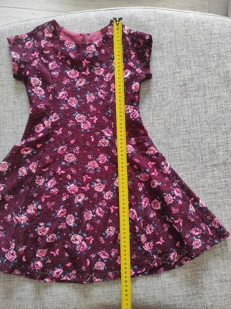 Predám krásne šaty 128, primark,128