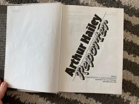 Reportér hailey arthur -prvé vydanie 1991,