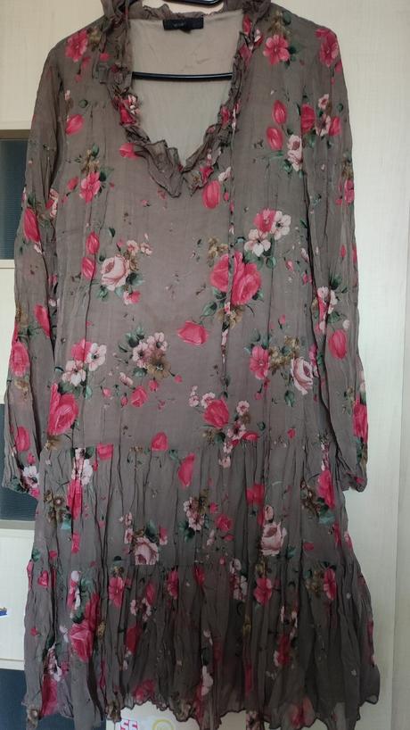 Šaty dámske, 40