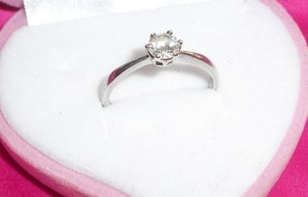 Strieborny zasnubny prstienok, 