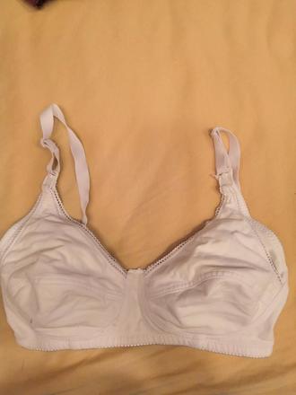 Dámska kojenecká  podprsenka, m