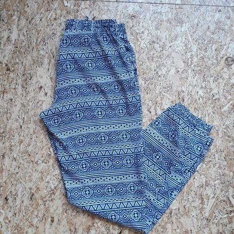 Tenké nohavice na gumu, terranova,m