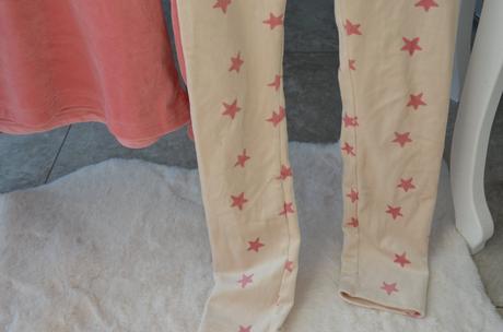 Velúrové pyžamko-134/140, 134