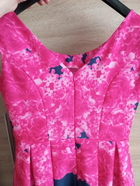 Krátke spoločenské šaty m, m