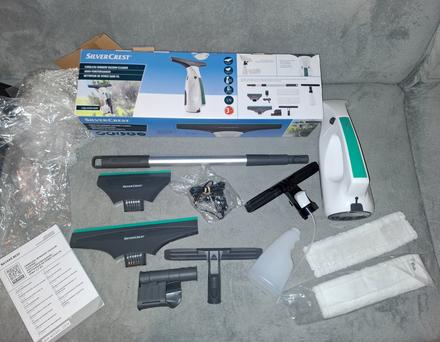 Prístroj na čistenie okien, 