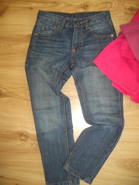 Dievčenský komplet, 122