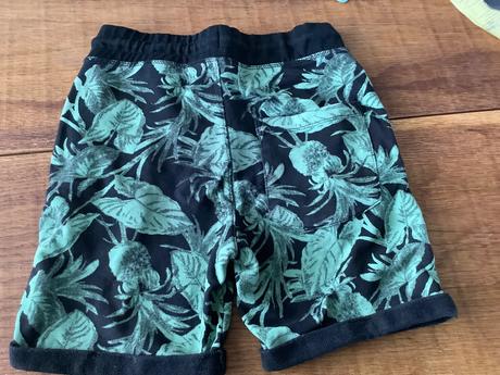 Teplakove kratasi 134, h&m,134