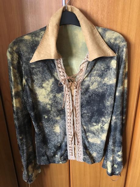 Tricko so snurovanim, s