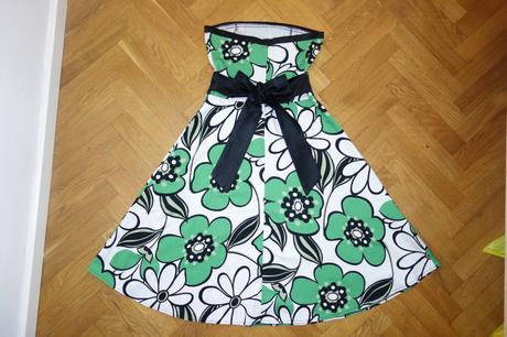 Krásne šaty s kvetmi, chantall,38