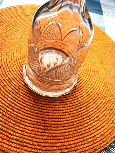 Kryštálová karafa,