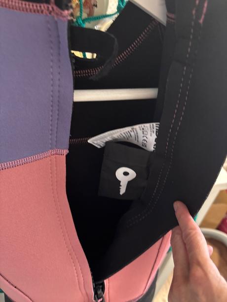 Dievčenský plavecky overal,