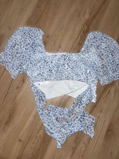 Crop top fb sister xxs /xs, new yorker,32 / 34 / xs
