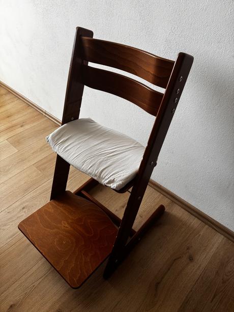 Rastuca stolicka jitro, 