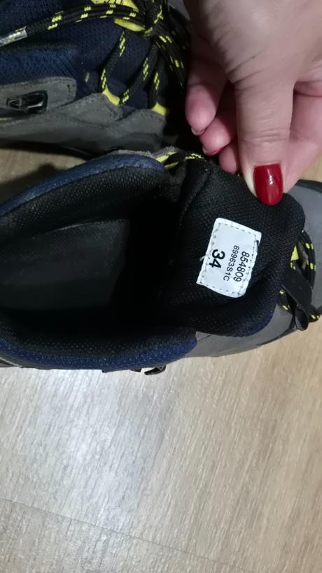 Turisticke topanky, 34