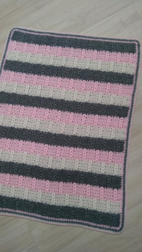 Háčkovaná deka do kočíka,