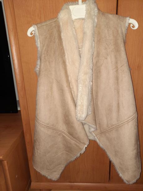 Vesta bershka, bershka,m