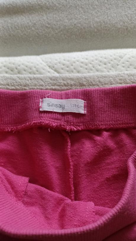 Tepláky veľ. 122, sinsay,122