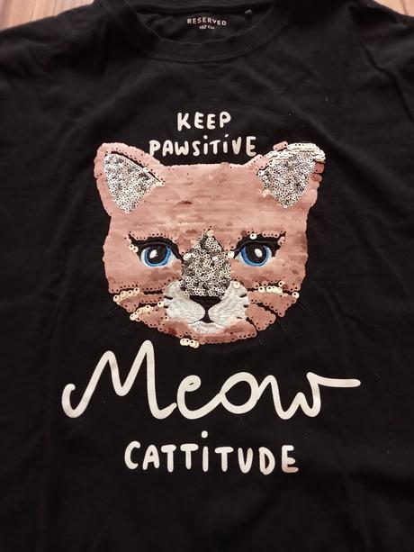 Tricko, reserved,152