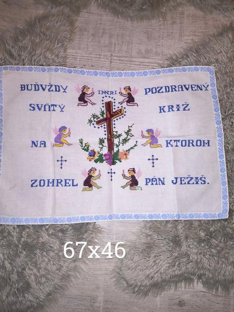 Vyšívané retro prestieranie/nástenka, 