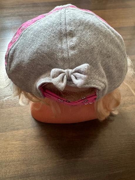 Šiltovky, disney,50