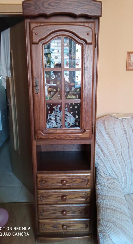 Holandsky nabytok masiv, 