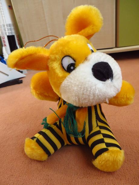 Plyšové zvieratká -žirafy, tiger, sova, orol, psík, 