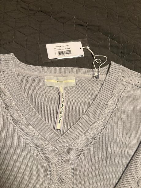 Sveter guess, guess,m