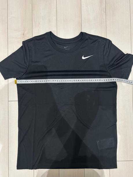 The nike tee tričko- nové, nike,s