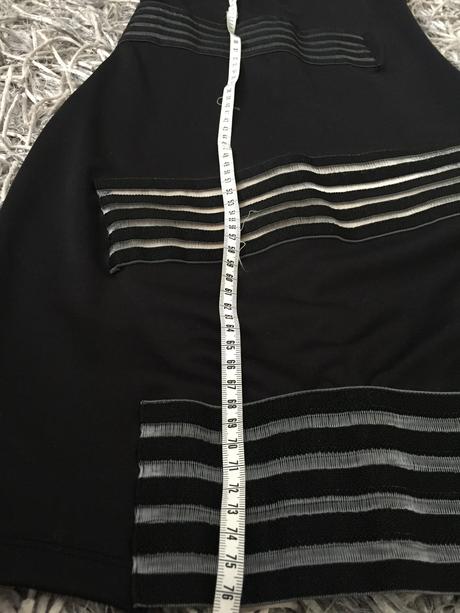 Spolocenske xs/s mini saty s odhalenymi plecami, s