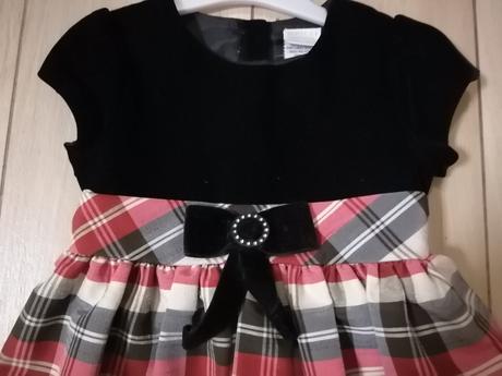 Slávnostné šaty, károvaná sukňa, 104