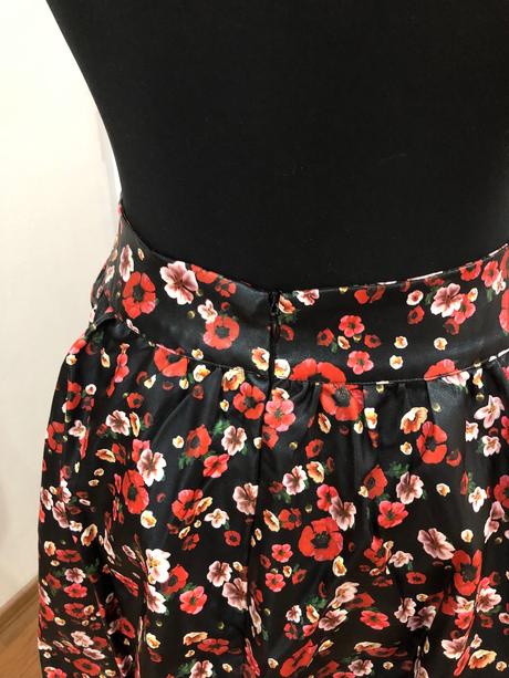 Koženková sukňa, s