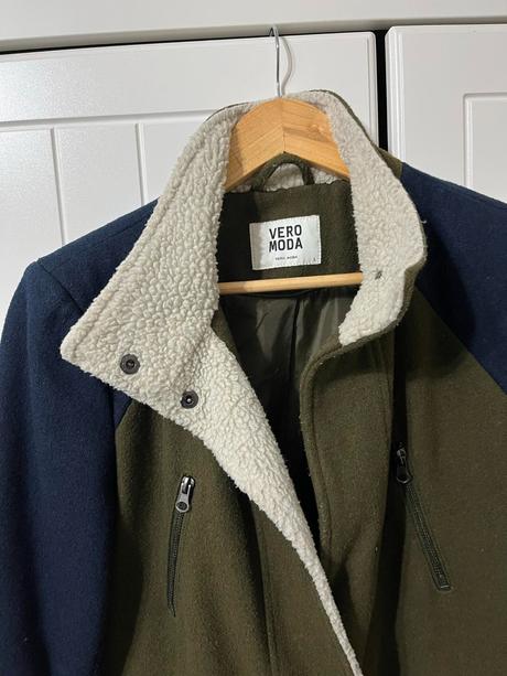 Predam pekný kabátik značkový, vero moda,l
