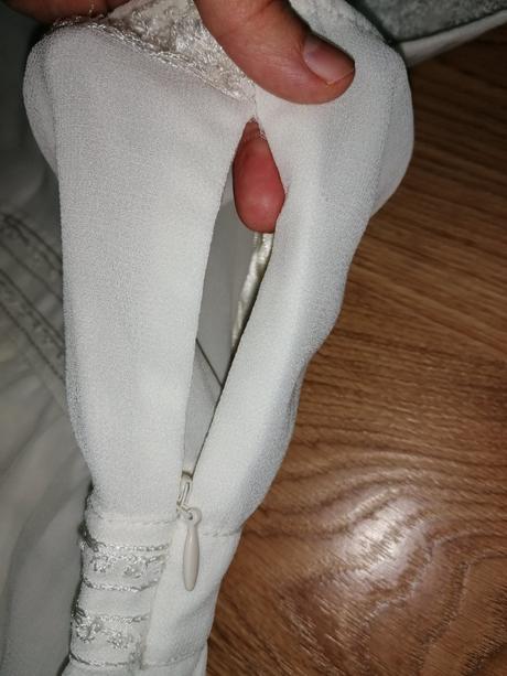 Šaty s perličkami, zara,m